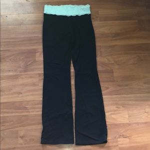 Victoria’s Secret PINK Yoga Pants